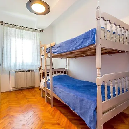 Hrvoje Pula