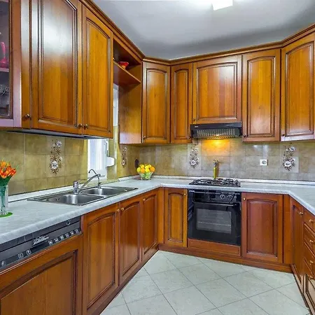 Hrvoje Apartment